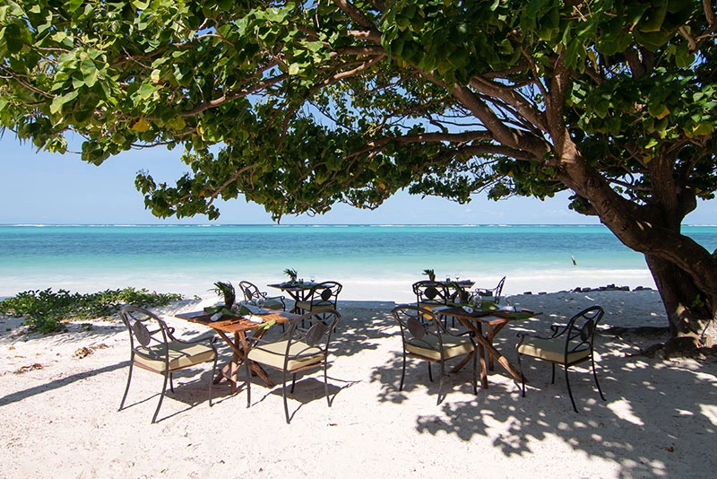 Breezes Beach Club - 13